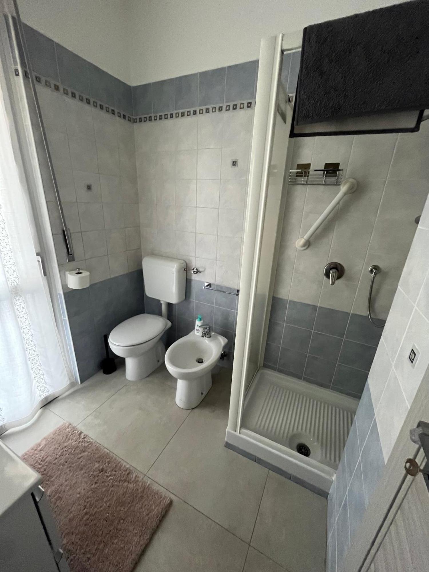 トリノLa Casa Tra I Tigliアパートメント エクステリア 写真